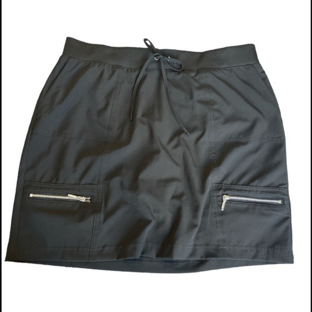 Zenergy By Chico’s Black Gym Athletic Activewear Skort Size 1P/MED EUC #0865-AT